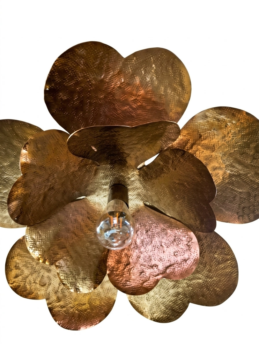 Leafy luminescence